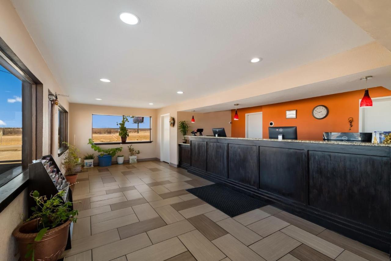 Super 8 By Wyndham Wichita Falls Luaran gambar